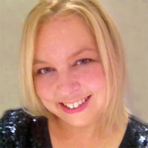 Melody-Winter-Author-Photo-2